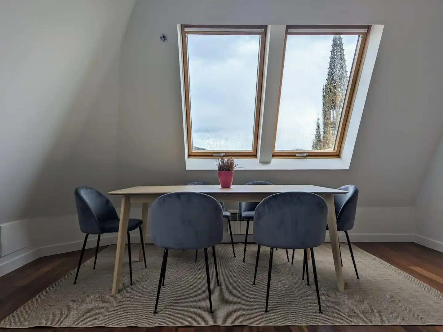 Menjador de Apartament de lloguer en Donostia - San Sebastián  amb Aire condicionat, Calefacció i Moblat