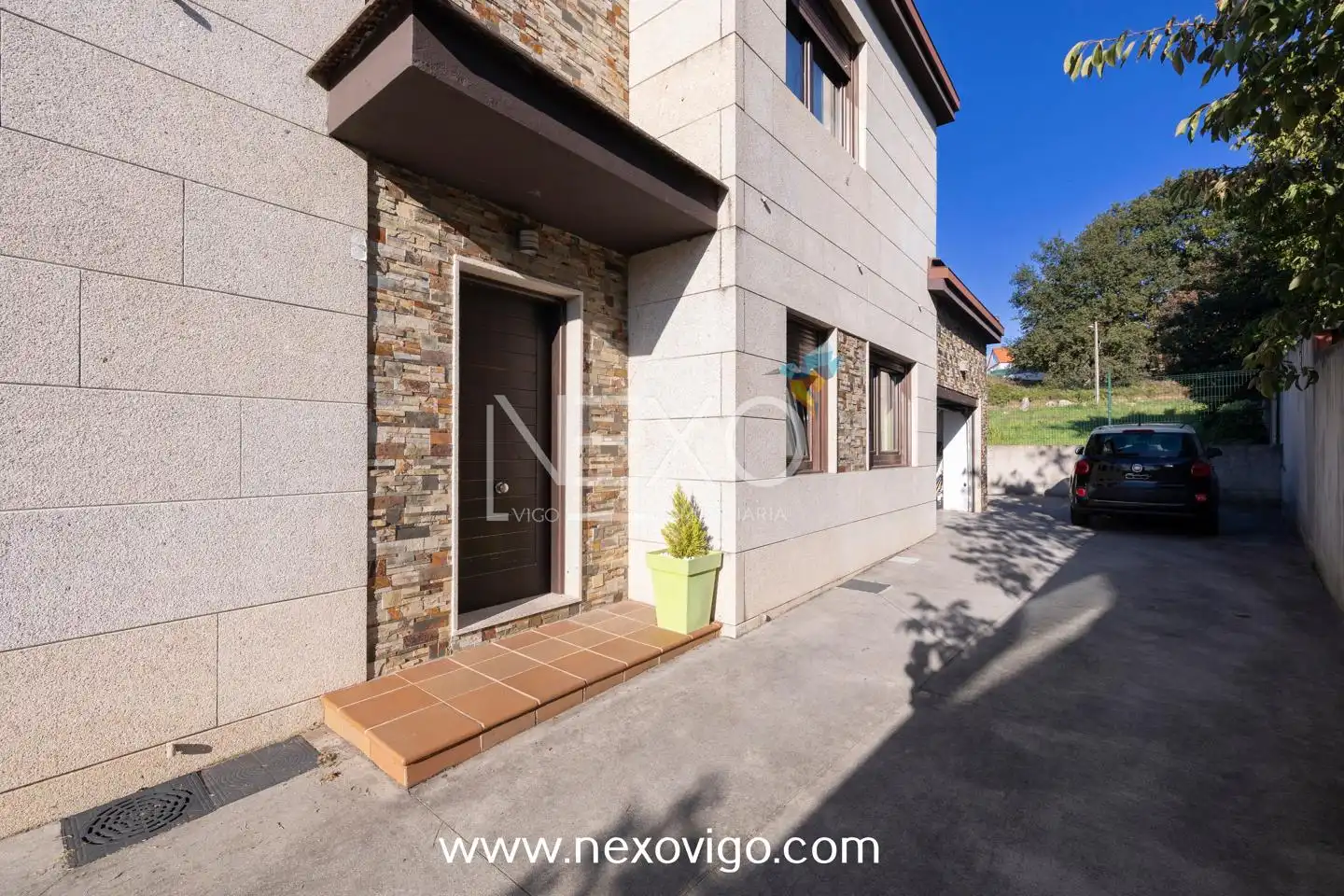 Exterior view of Houses for sale in Vigo   with Heating, Private garden and Terrace