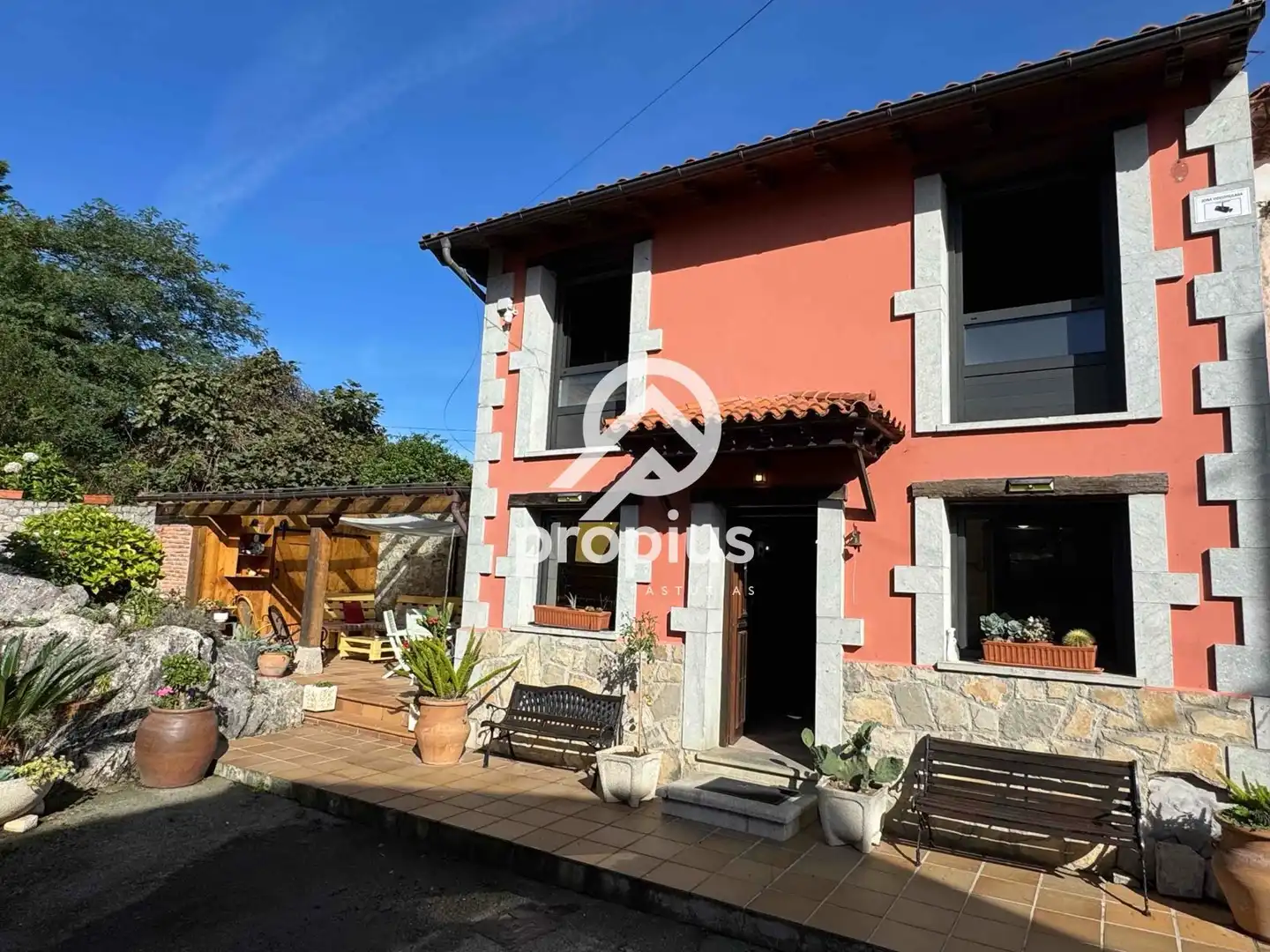 Exterior view of Houses for sale in Llanes  with Heating, Private garden and Parquet flooring