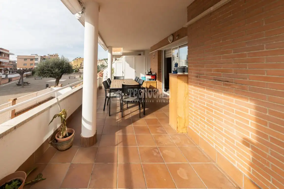 Terrassa de Pis en venda en Cubelles amb Calefacció i Terrassa