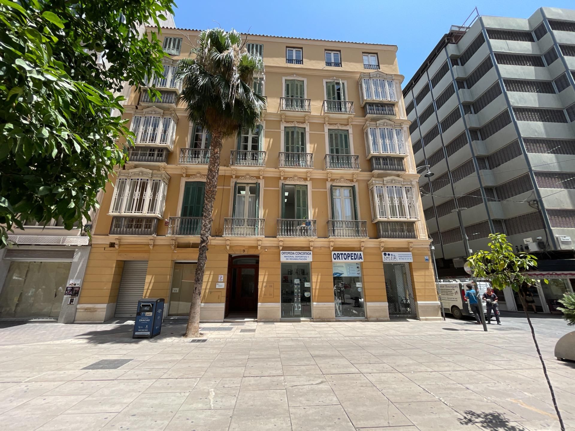 Vista exterior de Apartament en venda en Málaga Capital amb Aire condicionat, Calefacció i Parquet