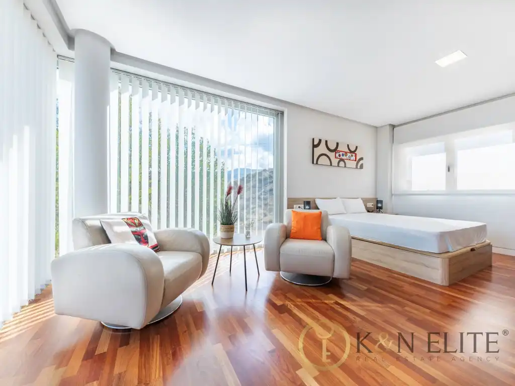 Bedroom of Houses for sale in Petrer  with Air Conditioner, Private garden and Swimming Pool