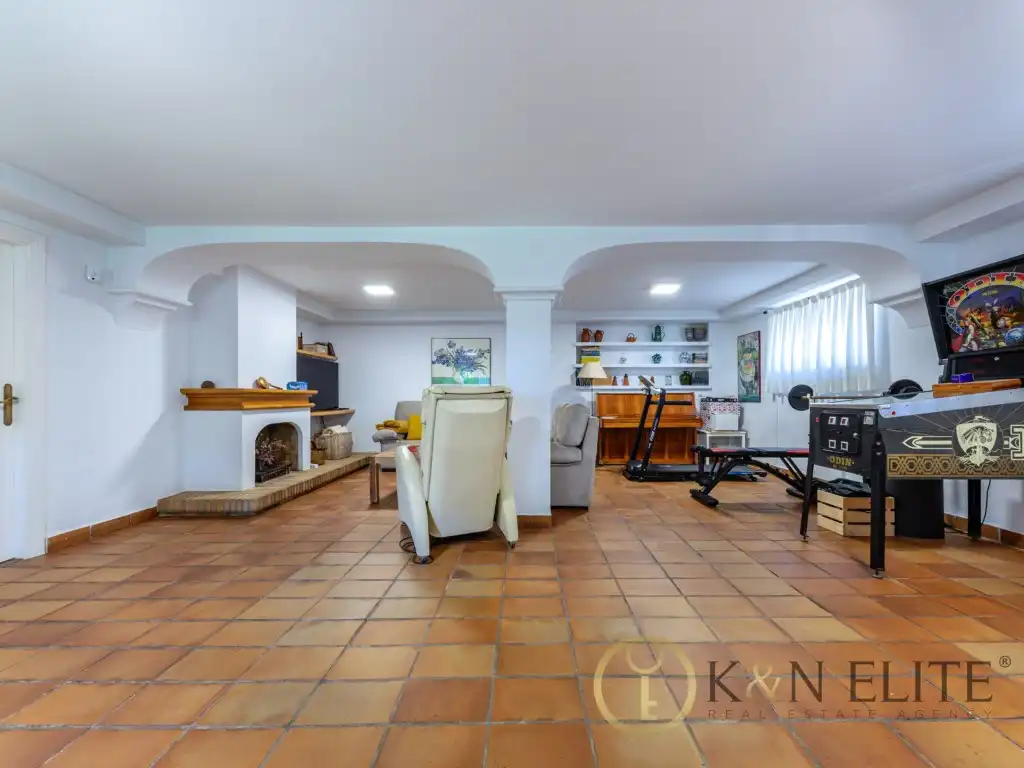 Casa o xalet en venda en Alicante / Alacant amb Aire condicionat, Jardí privat i Terrassa