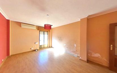 Flat for sale in Numancia, Centro ciudad
