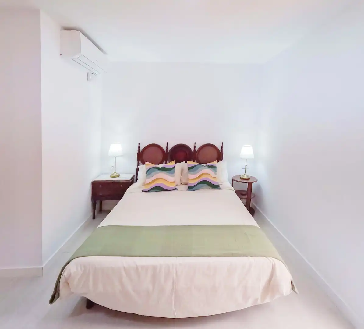 Bedroom of Flat for sale in Santa Cruz de Tenerife  with Air Conditioner, Parquet flooring and Storage room