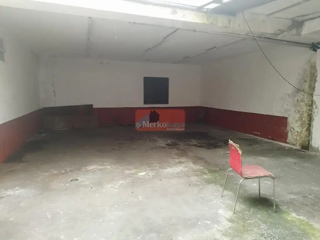 Casa adosada en venda en Lugo amb Terrassa i Traster