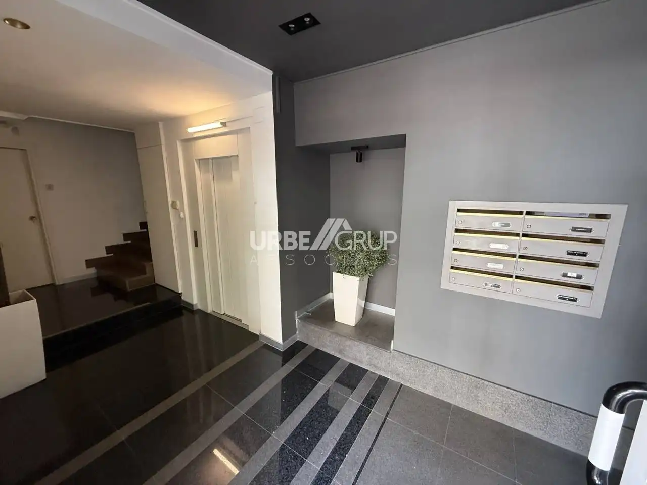 Büro zur Miete in Terrassa mit Heizung