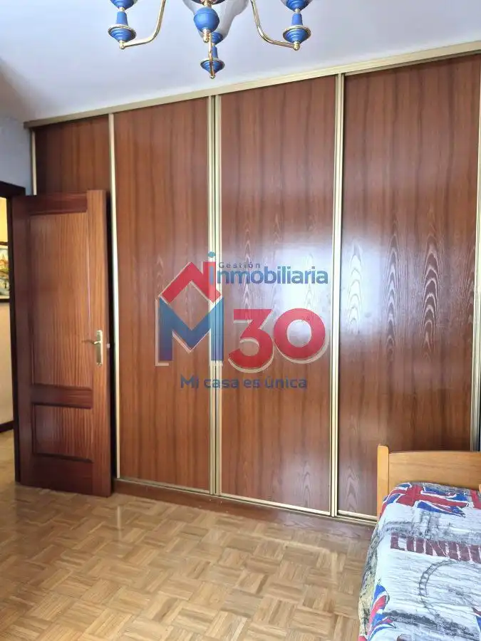 Piso en venta en Miranda de Ebro con Calefacción, Parquet y Terraza