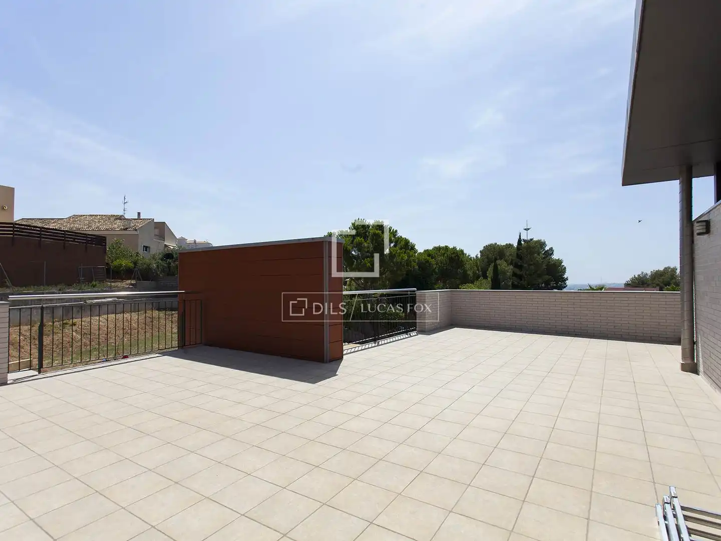 Terrassa de Casa o xalet en venda en Sant Pere de Ribes amb Aire condicionat, Jardí privat i Parquet