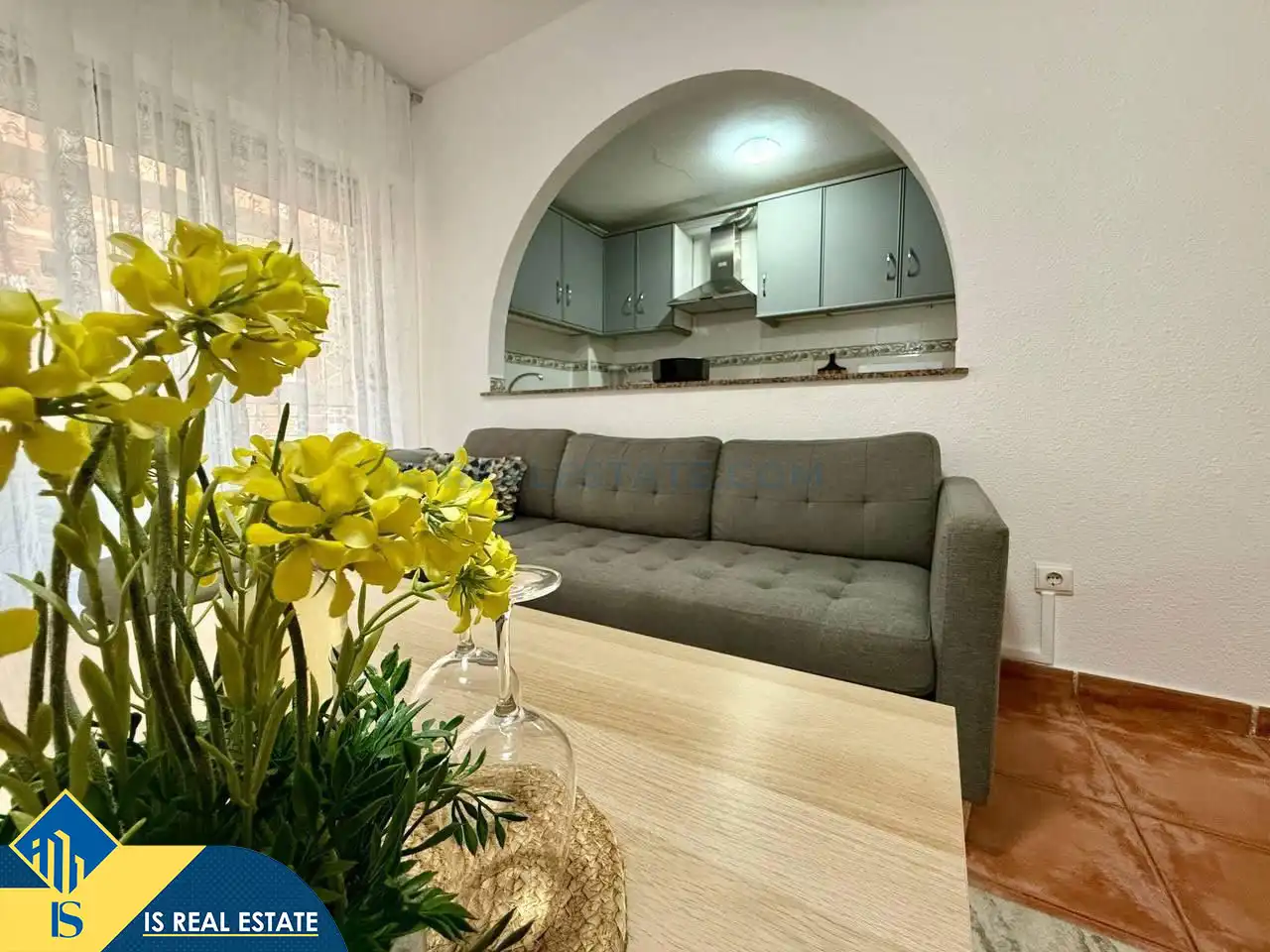 Apartment with lift for sale in Playa del Cura