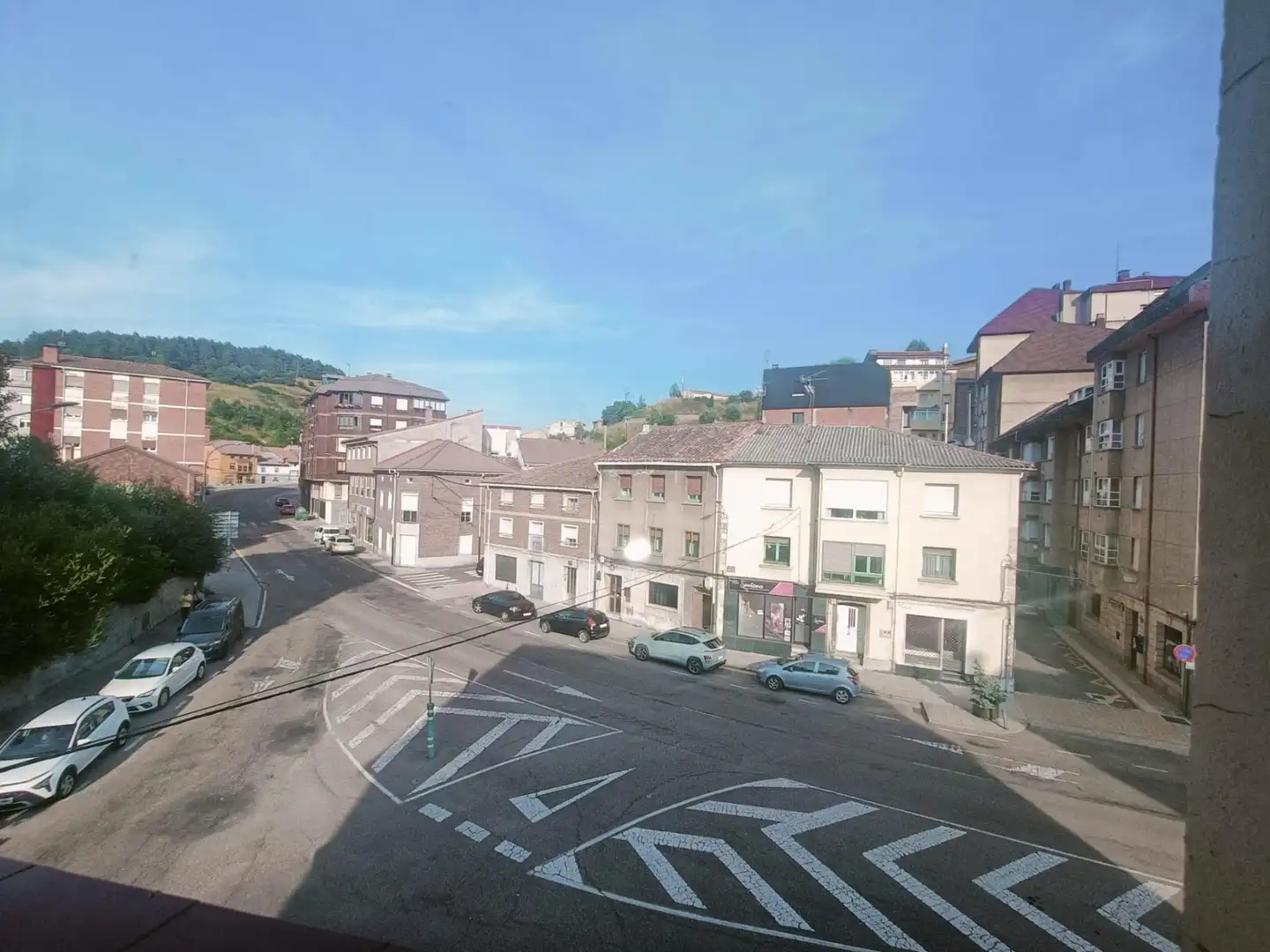 Vista exterior de Casa o chalet en venta en Guardo con Calefacción y Balcón