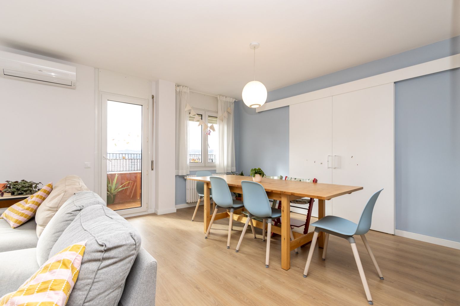 Dining room of Flat for sale in Terrassa  with Heating, Parquet flooring and Terrace