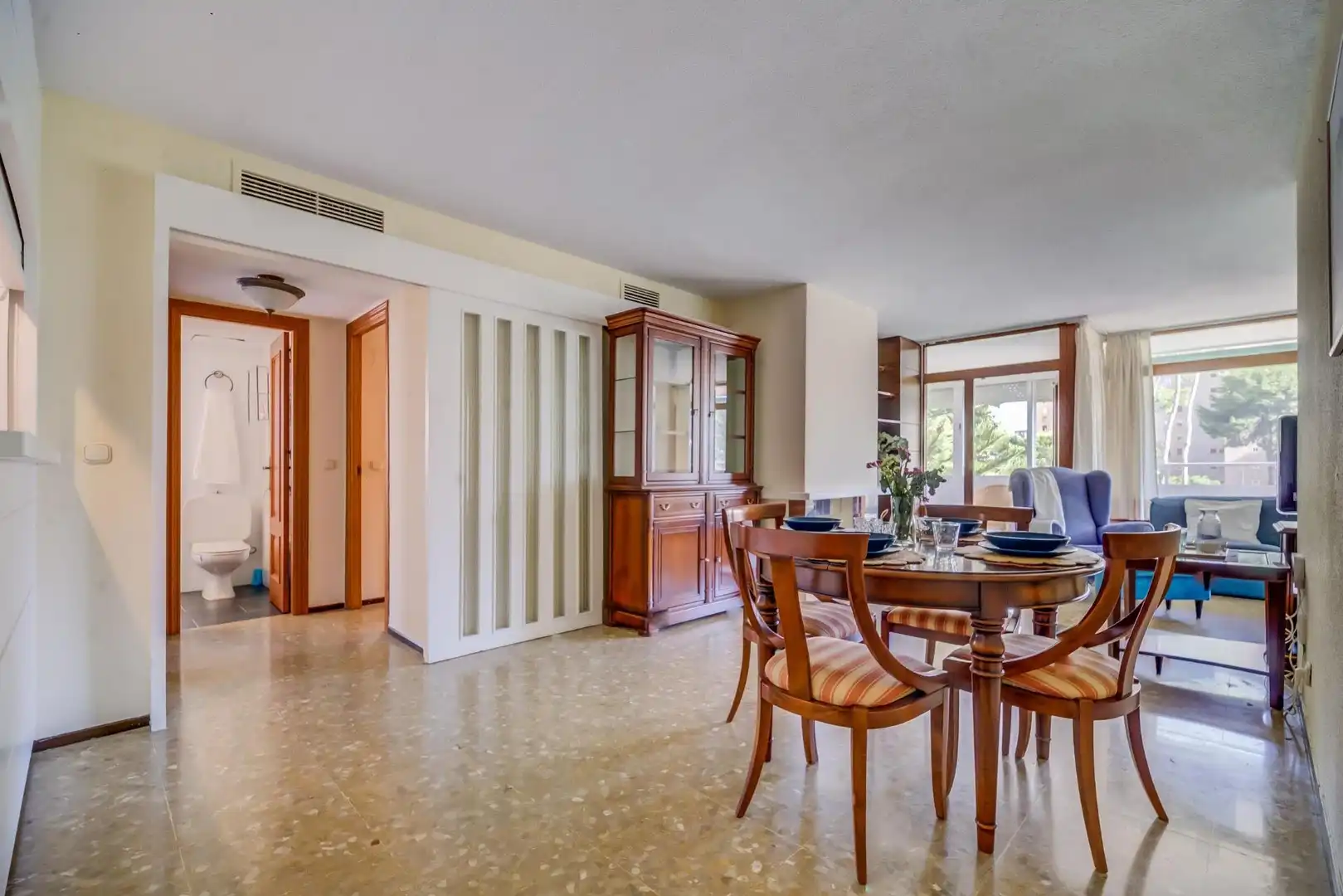Comedor de Piso en venta en Torremolinos con Aire acondicionado, Jardín privado y Terraza