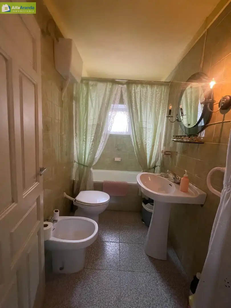 Bathroom of Houses for sale in Roa  with Heating, Storage room and Furnished