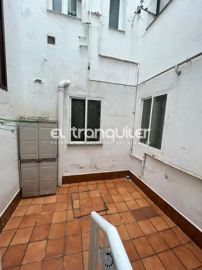 Balcony of Flat for rent in Madrid  with Air Conditioner, Terrace and Furnished