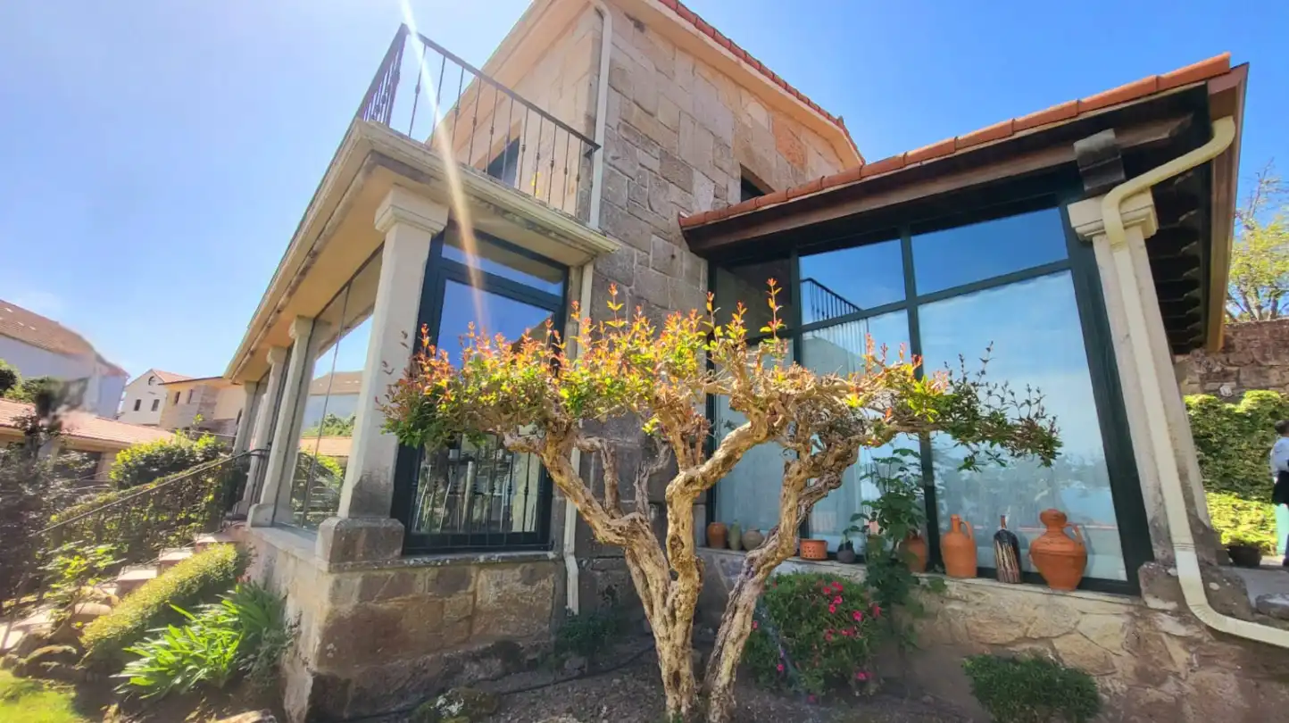 Chalet con terraza en venta en Baiona