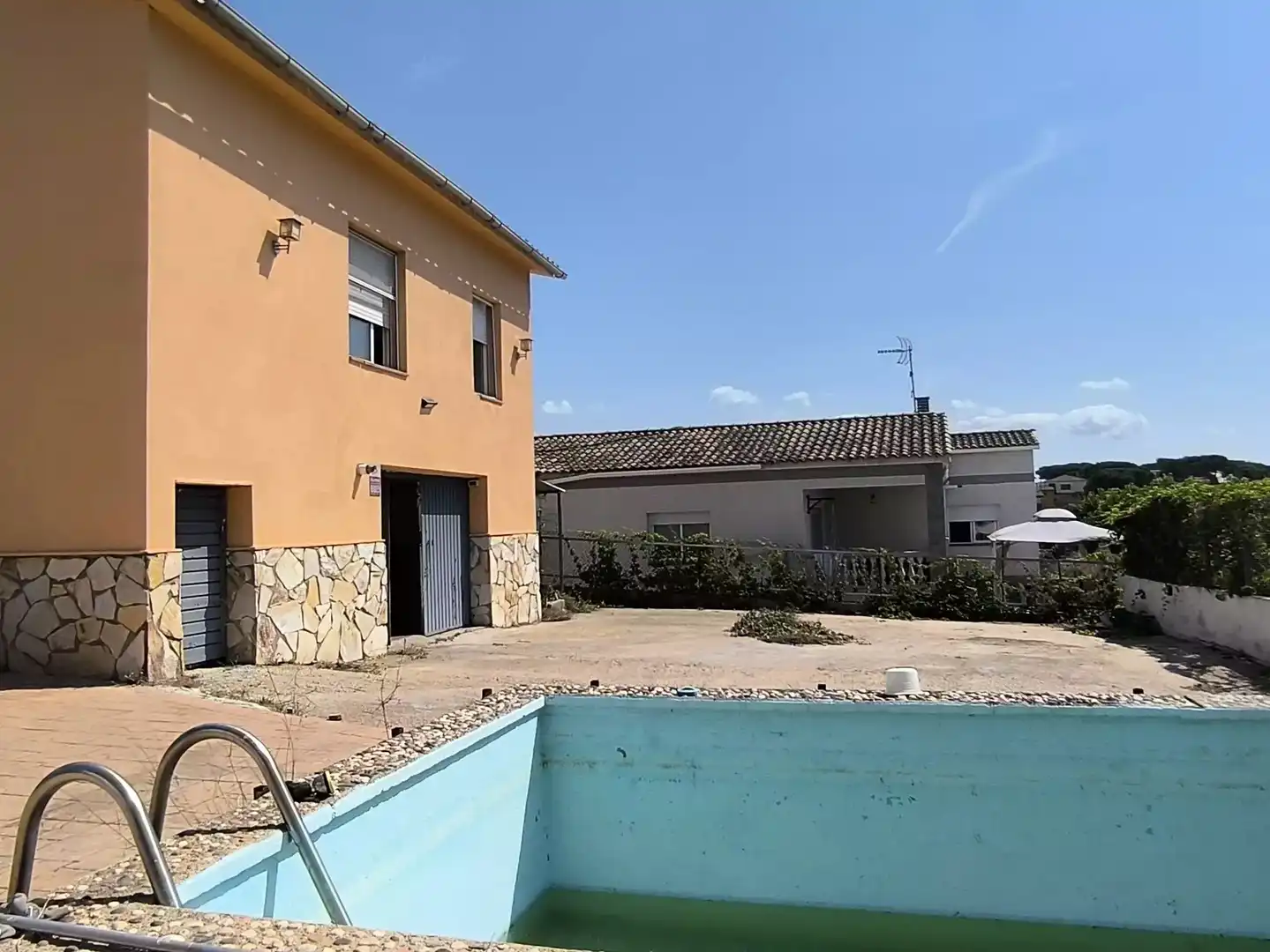 Chalet con piscina en venta en Fogars de la Selva, imagen 4