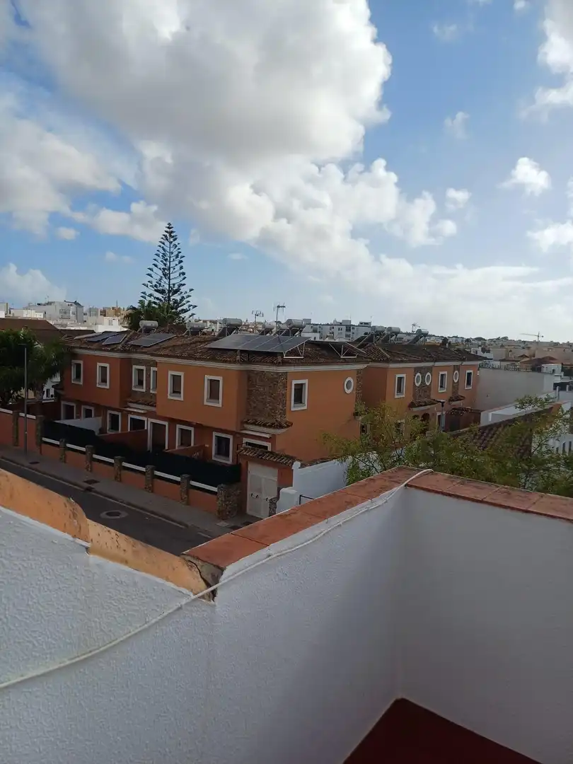 Vista exterior de Casa o xalet en venda en La Banda - Campo de Fútbol