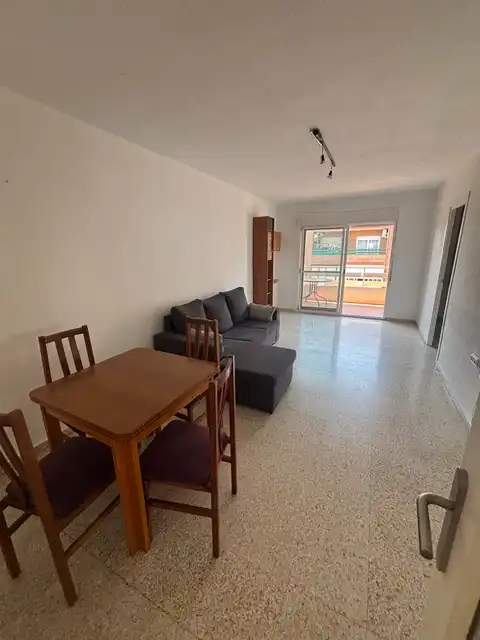 Living room of Flat for rent in Granada  with Heating, Furnished and Balcony