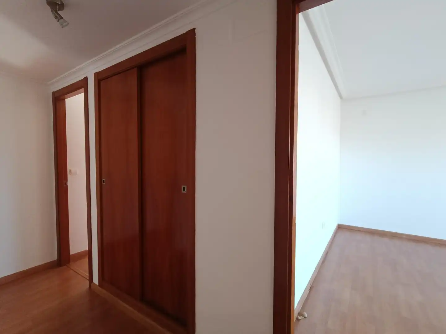 Piso en venta en Alicante / Alacant con Aire acondicionado, Jardín privado y Trastero