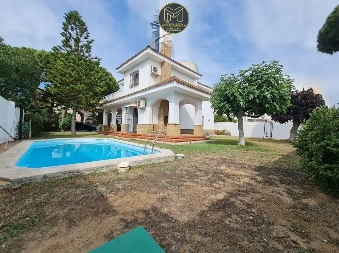 Exterior view of Houses for sale in Rota  with Air Conditioner, Terrace and Storage room