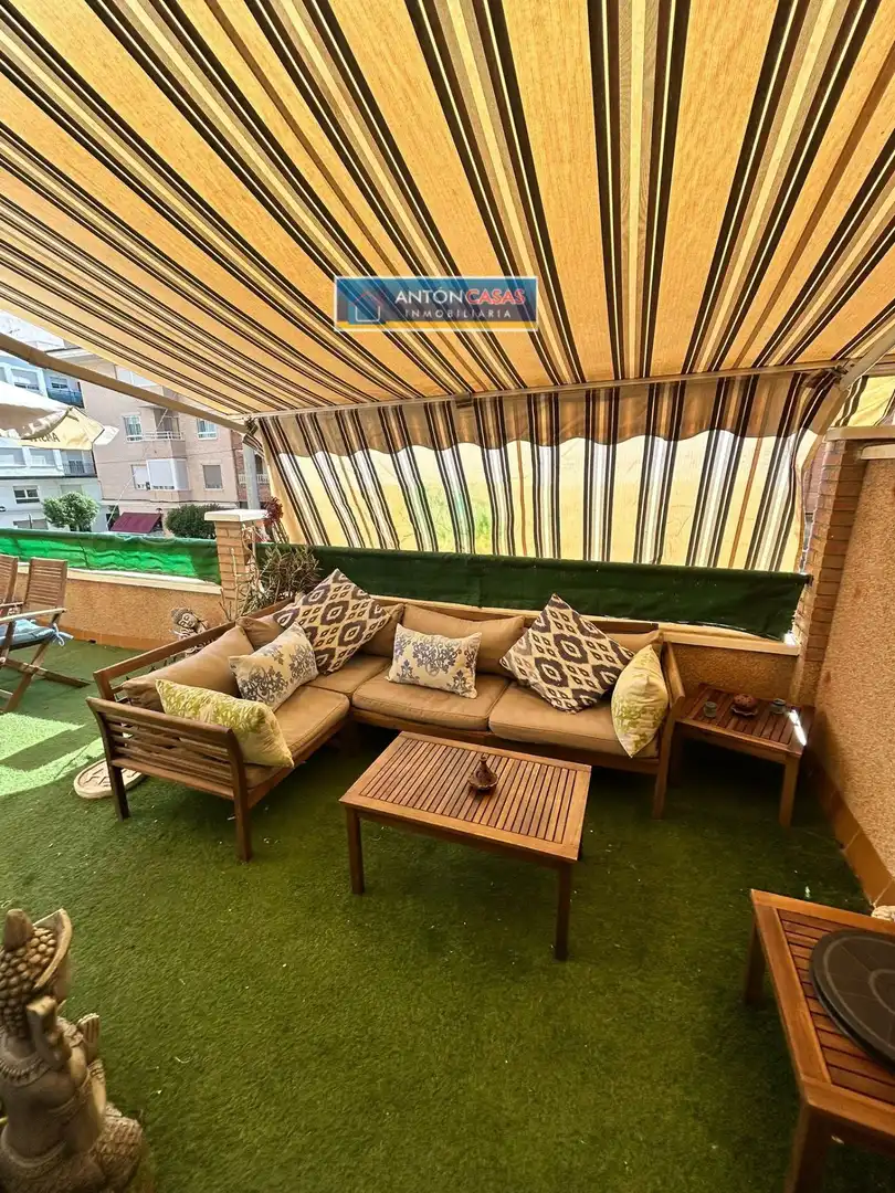 Terraza de Piso en venta en Petrer con Aire acondicionado, Terraza y Amueblado