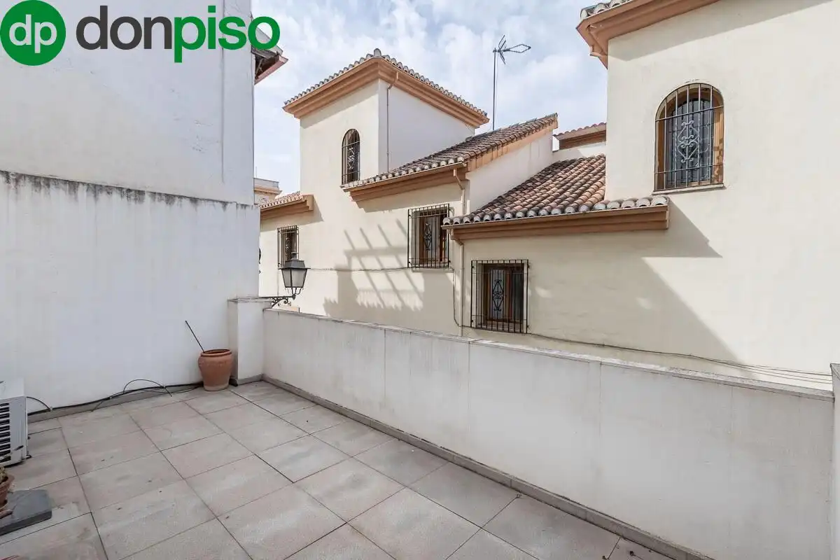 Casa con terraza en venta en CARRIL DE SAN CECILIO, imagen 6