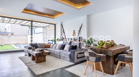 Foto 5 de Casa adosada en venta en Arco Norte - Avda. España, Dos Hermanas