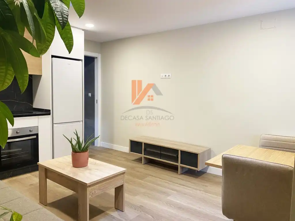 Sala de estar de Apartamento en venta en Santiago de Compostela 