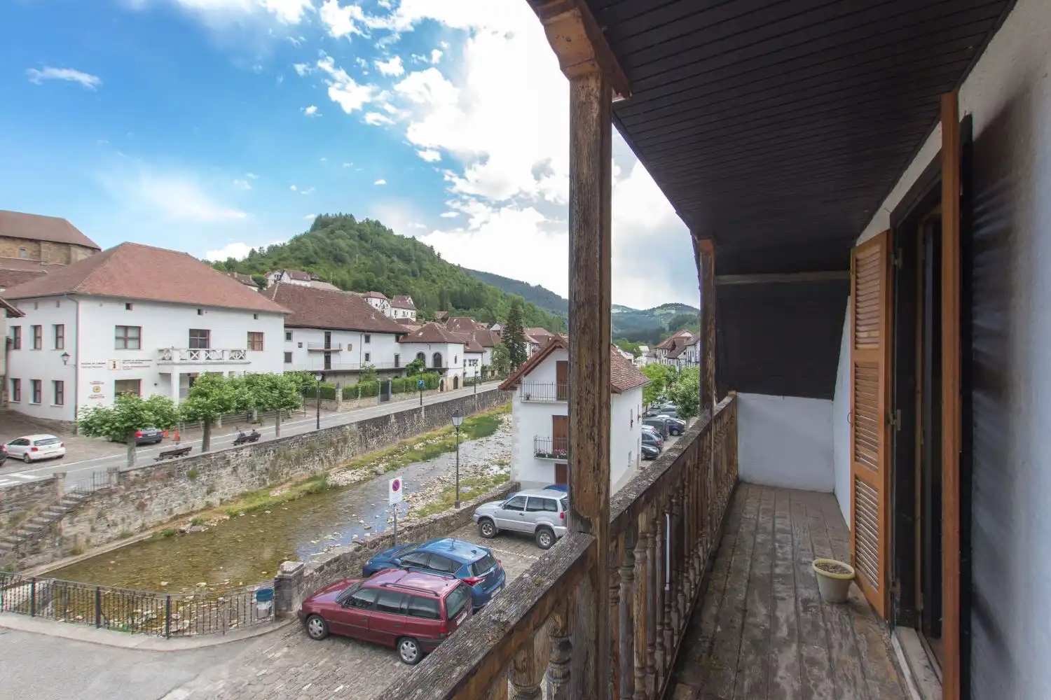 Vista exterior de Casa o chalet en venta en Ochagavía / Otsagabia con Calefacción y Balcón