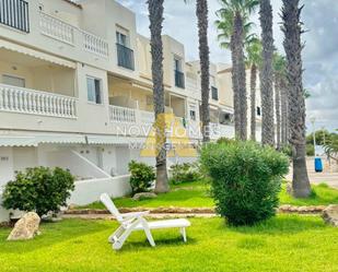 Vista exterior de Apartament en venda en La Manga del Mar Menor amb Aire condicionat i Piscina