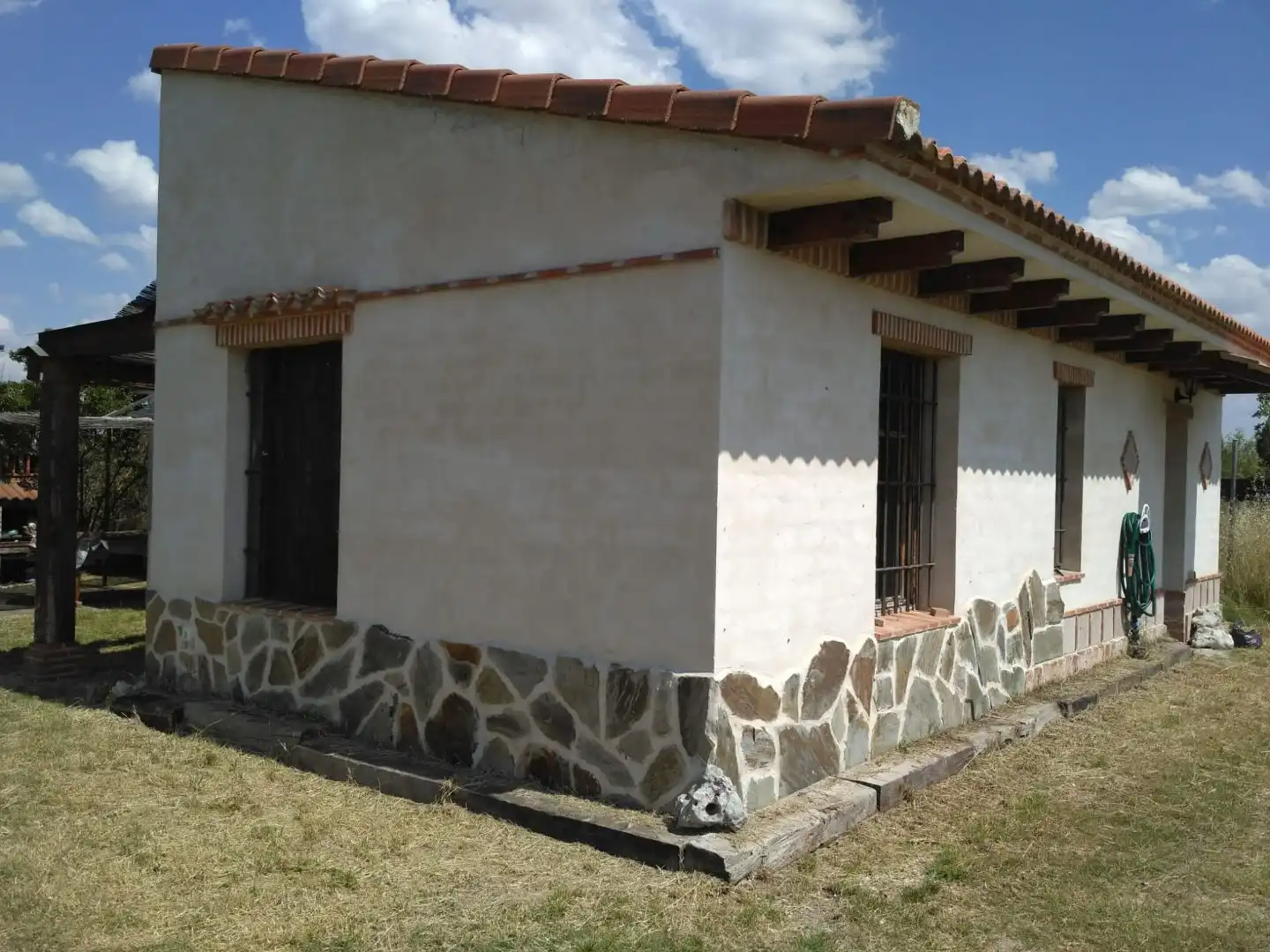 Vista exterior de Terreno en venta en La Pedraja de Portillo 