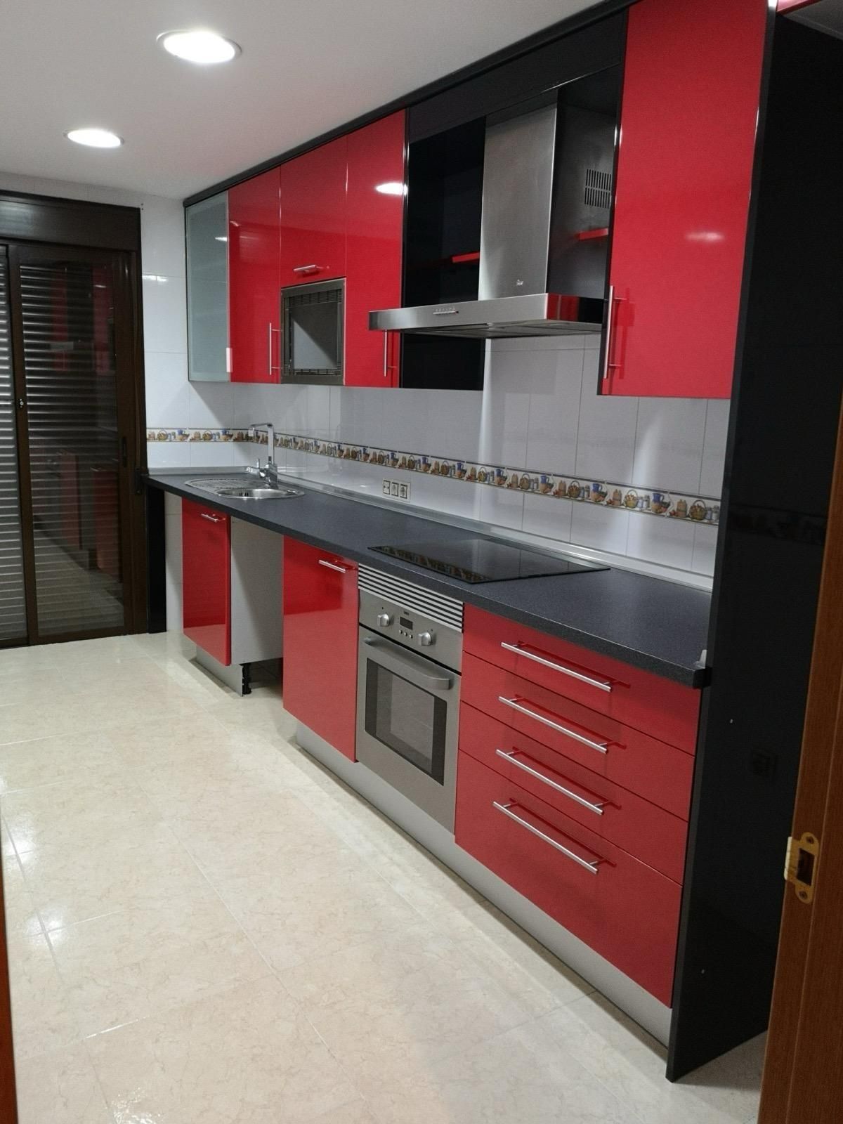 Cuina de Casa adosada en venda en Recas amb Terrassa i Balcó