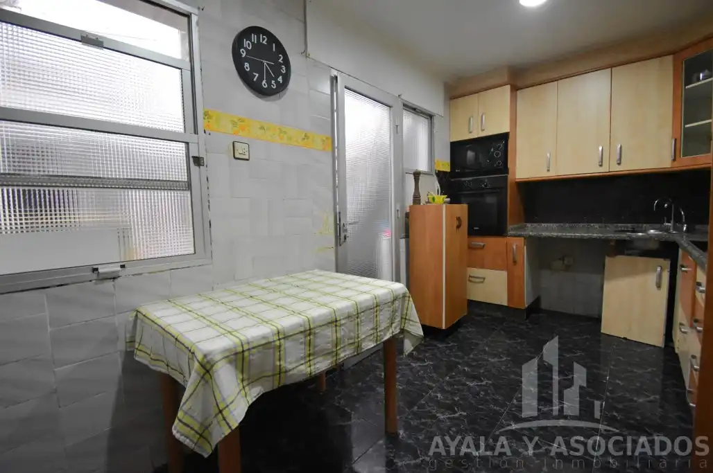 Cuina de Casa o xalet en venda en Cartagena amb Aire condicionat, Calefacció i Jardí privat
