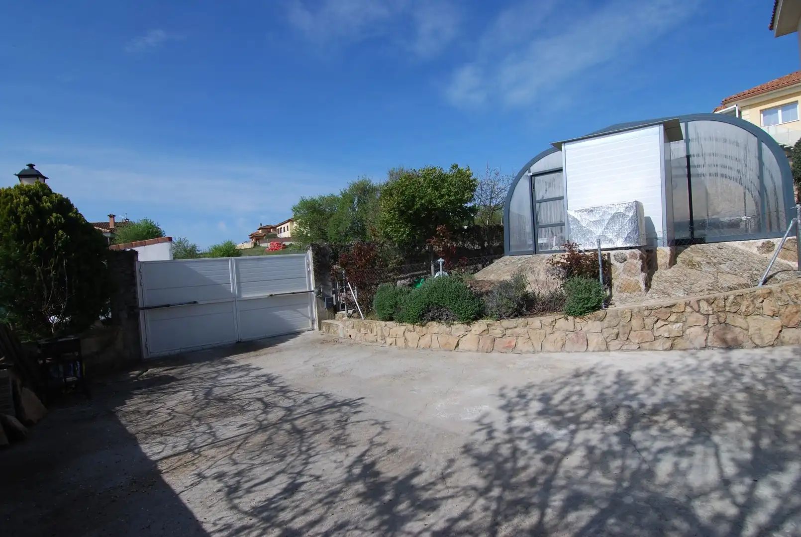 Parking of Houses for sale in Navas del Rey  with Heating