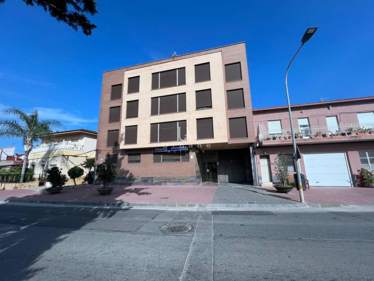 Flat for sale in CL MAYOR , El Raal