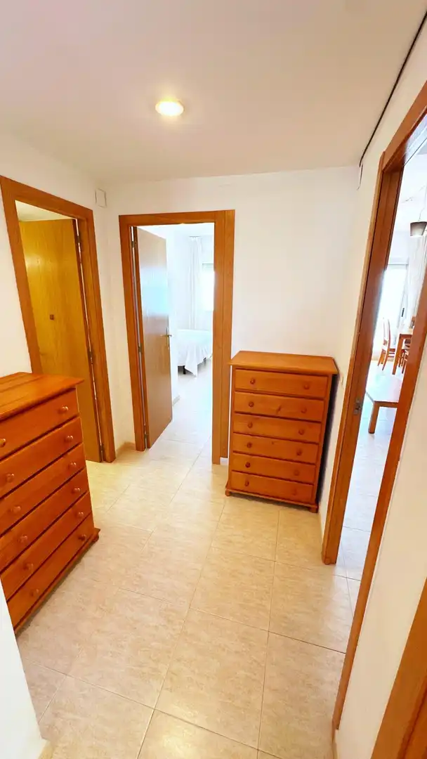 Habitación de Apartamento en venta en Gandia con Amueblado, Balcón y Piscina comunitaria