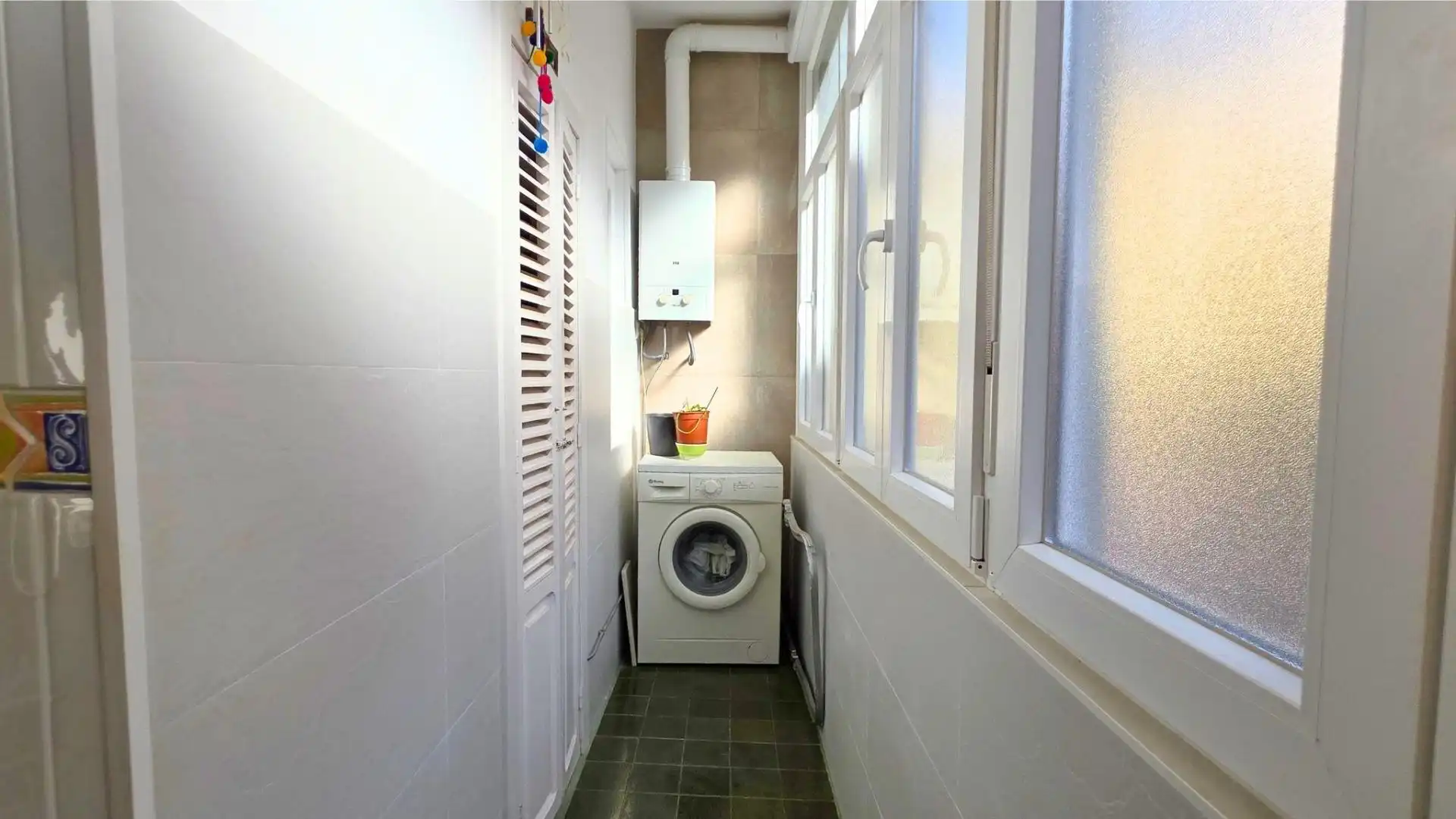 Flat for sale in Almería  with Air Conditioner, Private garden and Balcony