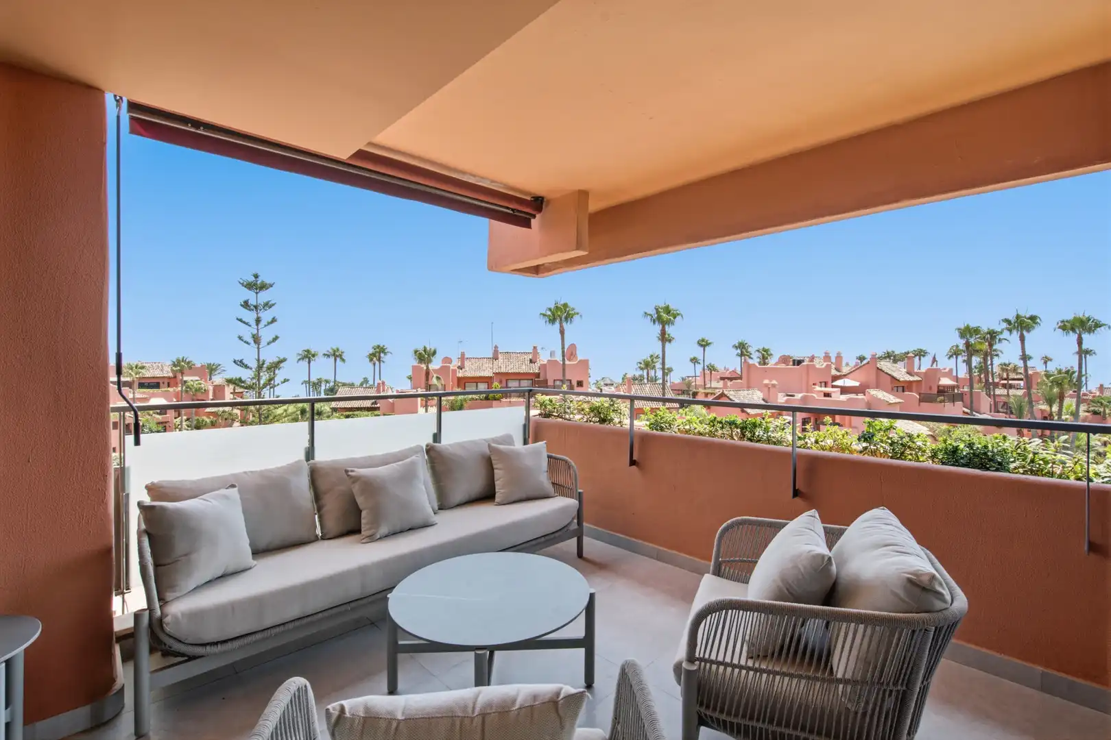 Terraza de Ático en venta en Estepona con Terraza, Piscina y Piscina comunitaria