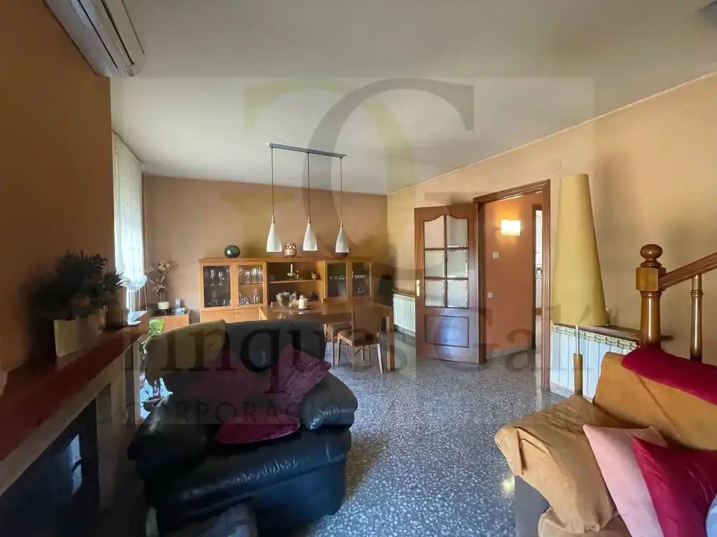 Living room of Houses for sale in Castellbell i el Vilar  with Air Conditioner, Terrace and Oven