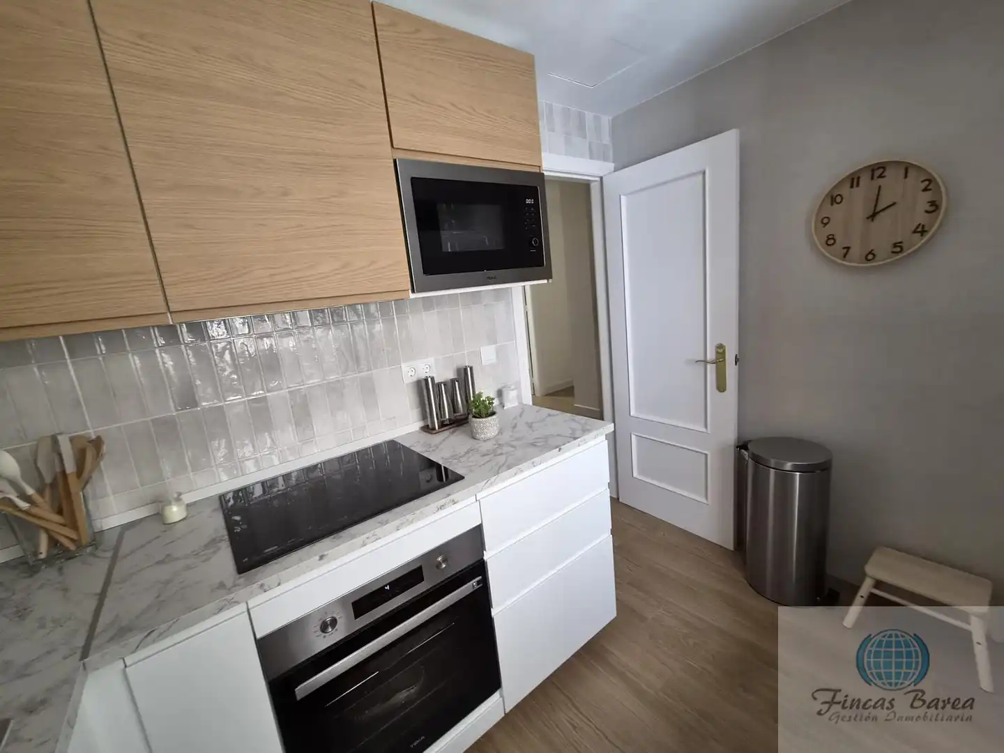 Cocina de Piso de alquiler en Fuengirola con Balcón