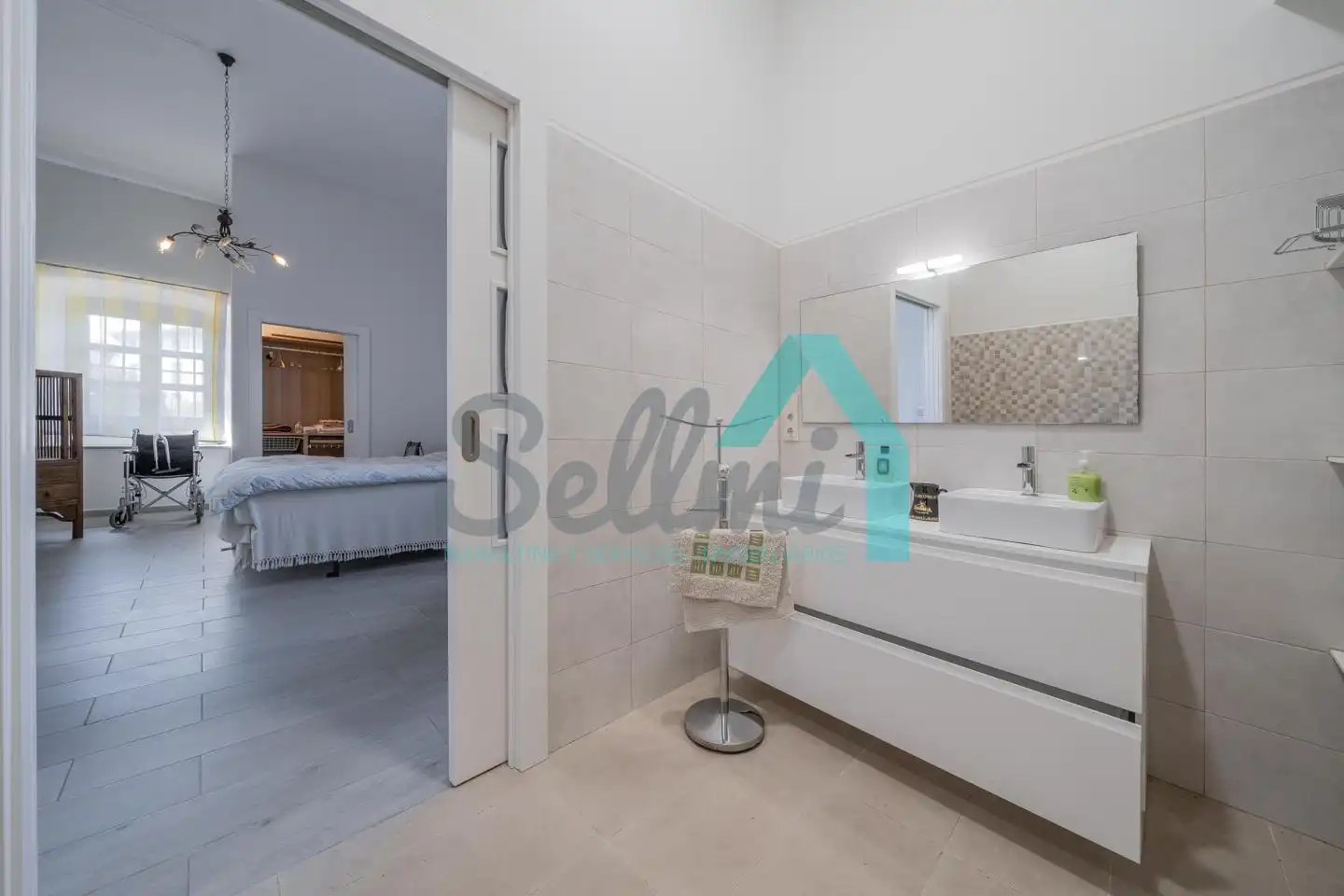 Bathroom of Houses for sale in Pravia  with Heating, Private garden and Parquet flooring