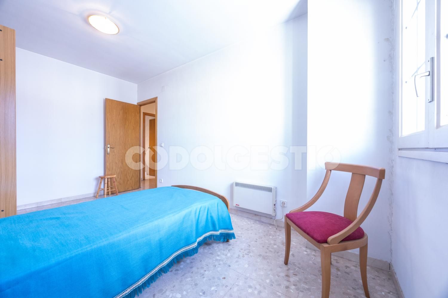 Bedroom of Flat for sale in Torelló
