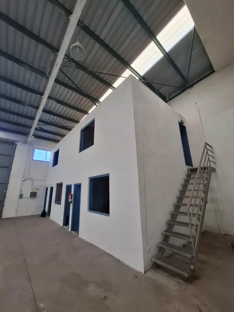 Nau industrial en venda a Carrer Artesans, 54, Valls