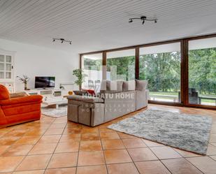 Living room of Single-family semi-detached for sale in Hondarribia  with Heating and Private garden