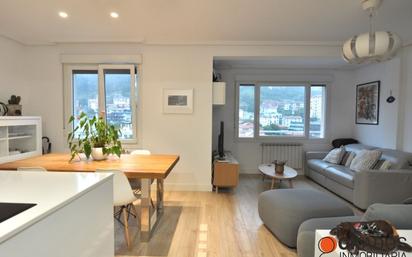 Living room of Flat for sale in Donostia - San Sebastián 