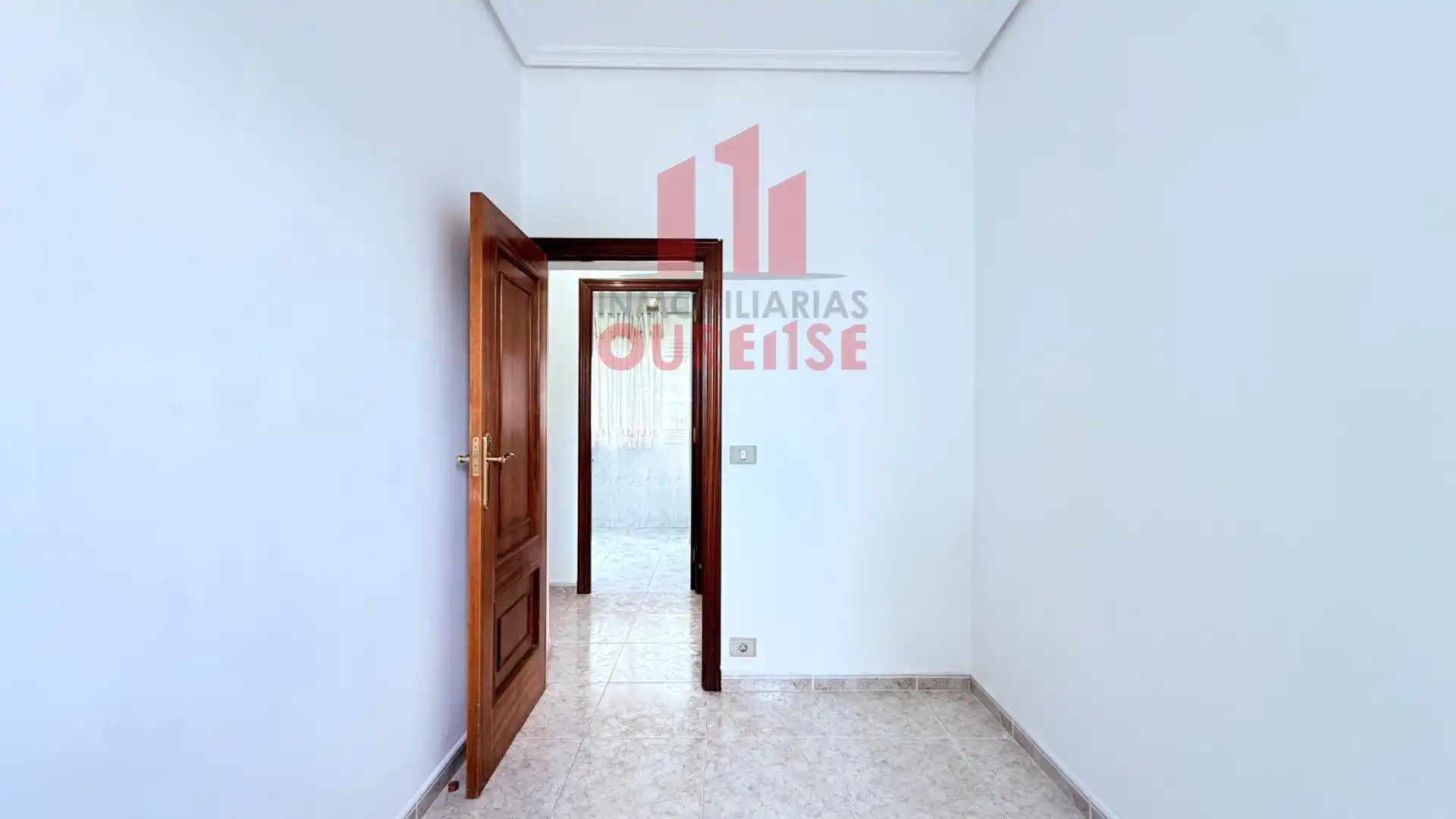 Flat for rent in Ourense Capital   with Heating