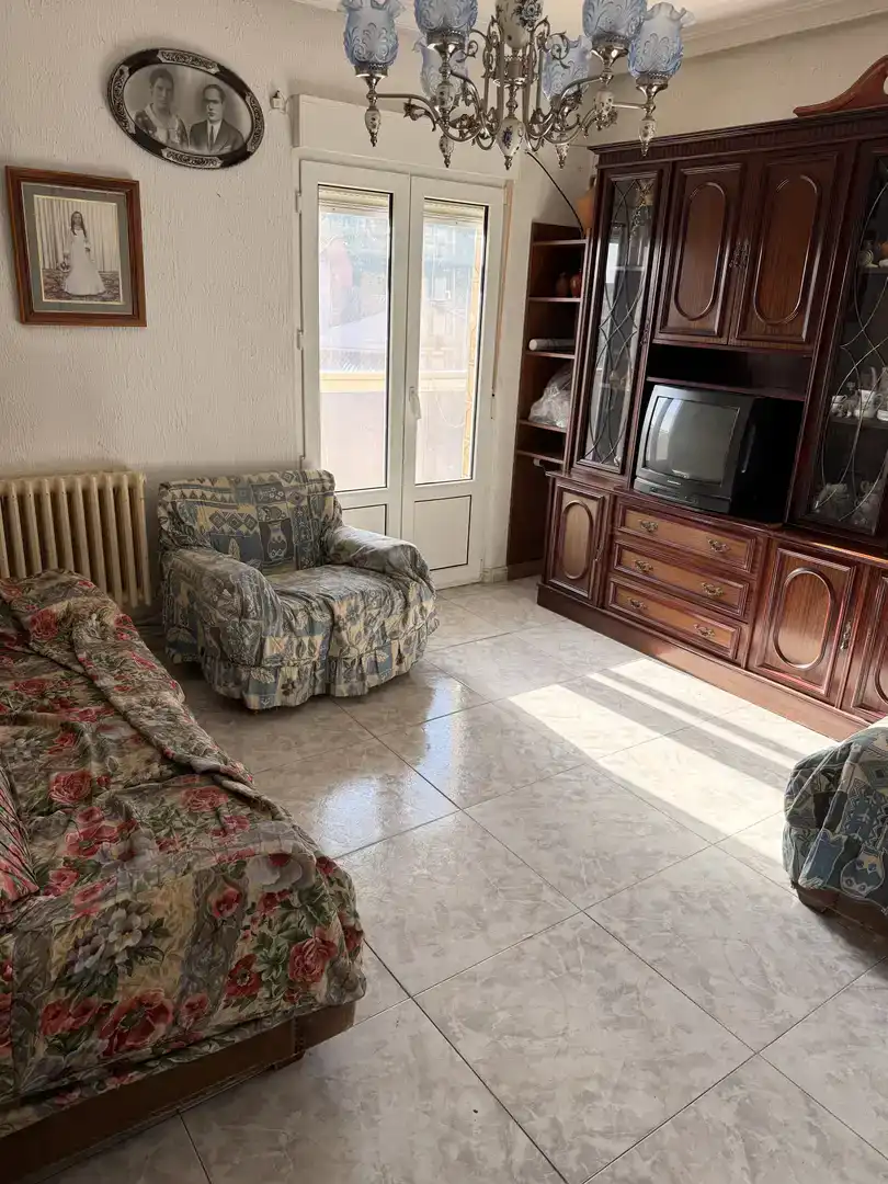 Sala d'estar de Pis en venda en Palencia Capital amb Balcó