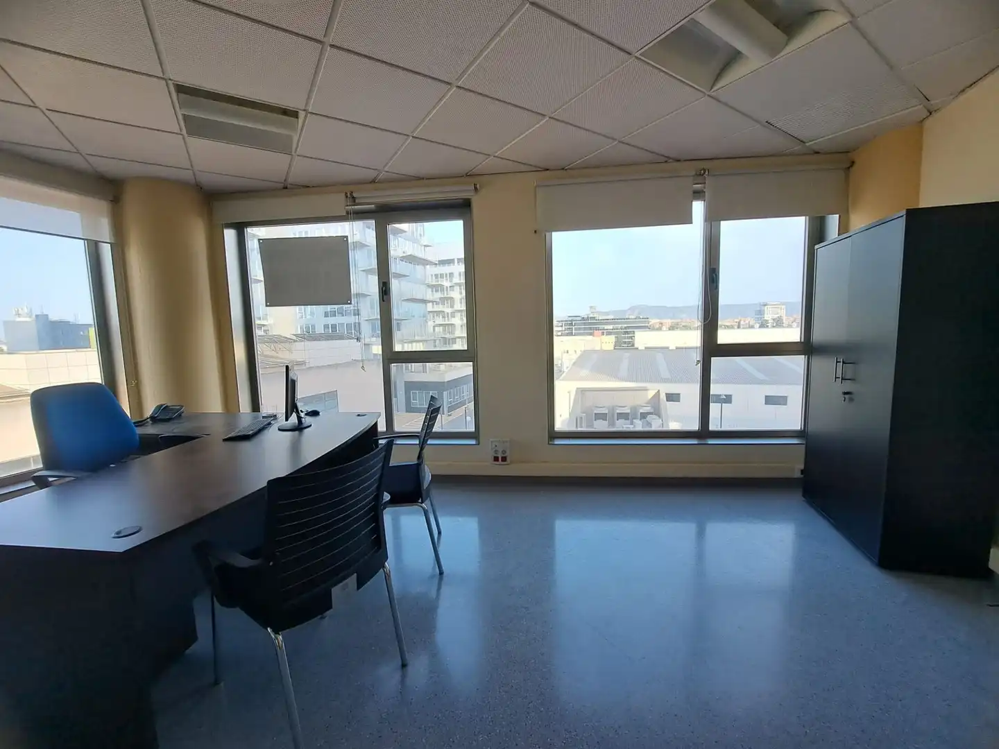 Oficina en venta en Murcia con Aire acondicionado, Trastero y Amueblado