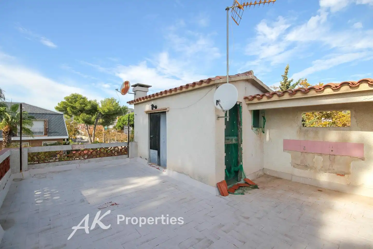 Vista exterior de Casa o chalet en venta en Castelldefels con Calefacción, Jardín privado y Terraza